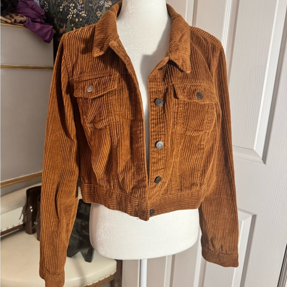 Corduroy Crop Jacket in Brown
